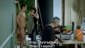 Une écolière en chaleur film porno de femme mature mérite d'être punie pour sa mauvaise conduite