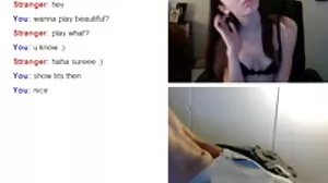 Énormes seins naturels BBW matures infidèles se masturbant