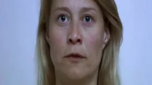 Hot Hun Cayenne Klein se prend une femme mure tu kif grosse bite dans le cul