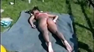 Petite salle pour les énormes démons du sexe ! - Silvia gouine mature Dellai 69s