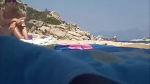 Salope en blonde mature poilue laisse baisée super dur par la BBC